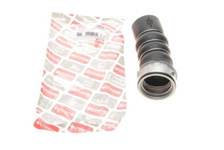 Патрубок интеркулера (нижний/R) BMW 3 (E90/E91) 2.0d 04-12 (M47/N47) (opt-om) BOGAP B1711106