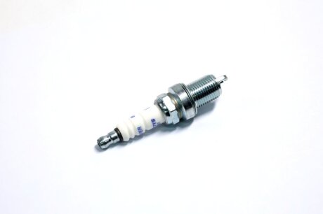 Свеча зажигания SILVER DAEWOO Lanos, CHEVROLET Aveo, Lacetti 1.6 (газ.)(комп..) BRISK DR17YS