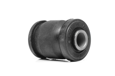 Сайлентблок важеля передня вісь Toyota Carina 87-92 OLD CVT-17 CTR GV0452