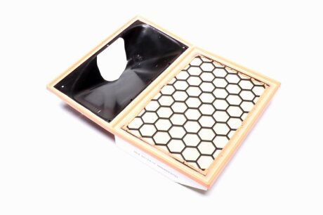 Фільтр повітряний IVECO DAILY IV, V, VI 06- Denckermann A142104