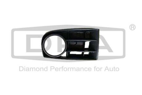 Заглушка противотуманной фары с отверстием правая VW Golf (04-09) DPA 88530836602