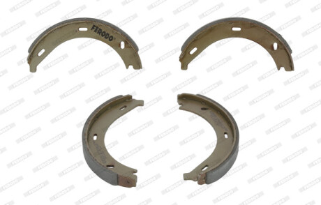 Колодки тормозные барабанные MERCEDES BENZ V-CLASS, VITO 97-03 FERODO FSB536