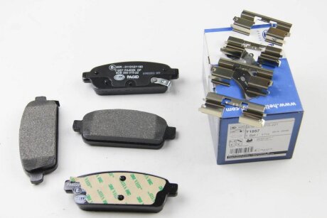 Колодки гальмівні дискові комплект задні HELLA 8DB355015221