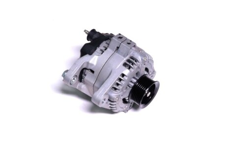 Генератор (вір-во Mobis) Hyundai/Kia/Mobis 373003E105