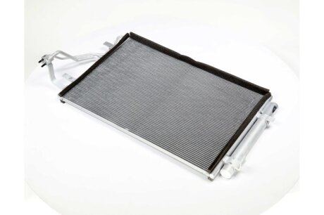 Радіатор кондиціонера (Mobis) Hyundai/Kia/Mobis 976061M000