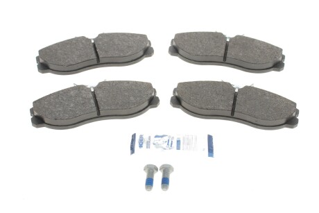 Колодки гальмівні (передні) Nissan Terrano 96-07/Ford Maverick 93-98 UA63 ICER 140933-700