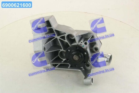 Водяной насос (кор.код. WPQ1034) MAGNETI MARELLI 352316171034