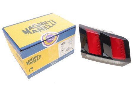 Ліхтар задній Peugeot 3008 16- (L) (opt-om) MAGNETI MARELLI 714081560102