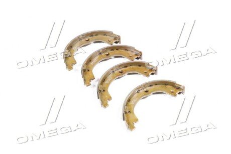 Колодки тормозные барабанные HYUNDAI C.I.U MANDO MLH26