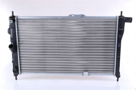 Радиатор охлаждения DAEWOO ESPERO 1.5-2.0 94-97 NISSENS 61656