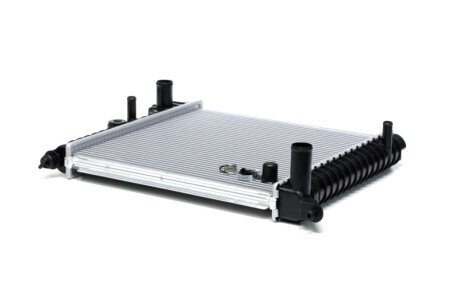 Радіатор охолоджування VOLVO 440-460-480 -ua NISSENS 65518