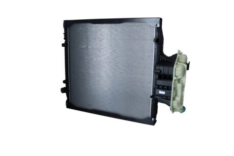 Радіатор охолодження MAN TGA NRF 50588