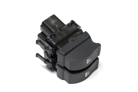 Кнопка склопідіймача здвоєна KangooII,Master III,Movano B RENAULT 8200476806