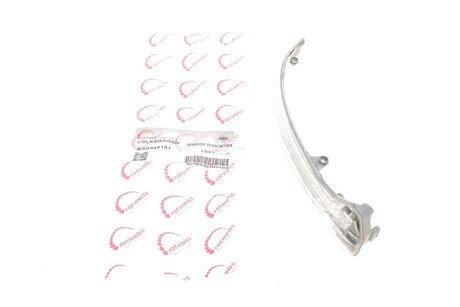 Повторитель поворота на зеркало VW Golf VII/Touran 12-(L) (внутри OE VAG) (opt-om) ROTWEISS 5G0949101