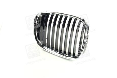 Решітка в капотi пра. BMW 5 E39 TEMPEST 014 0089 914