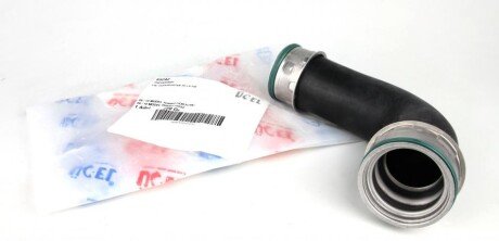 Патрубок интеркулера VW T5 1.9 03- (AHB,AXC) UCEL (opt-om) UC-EL 65242